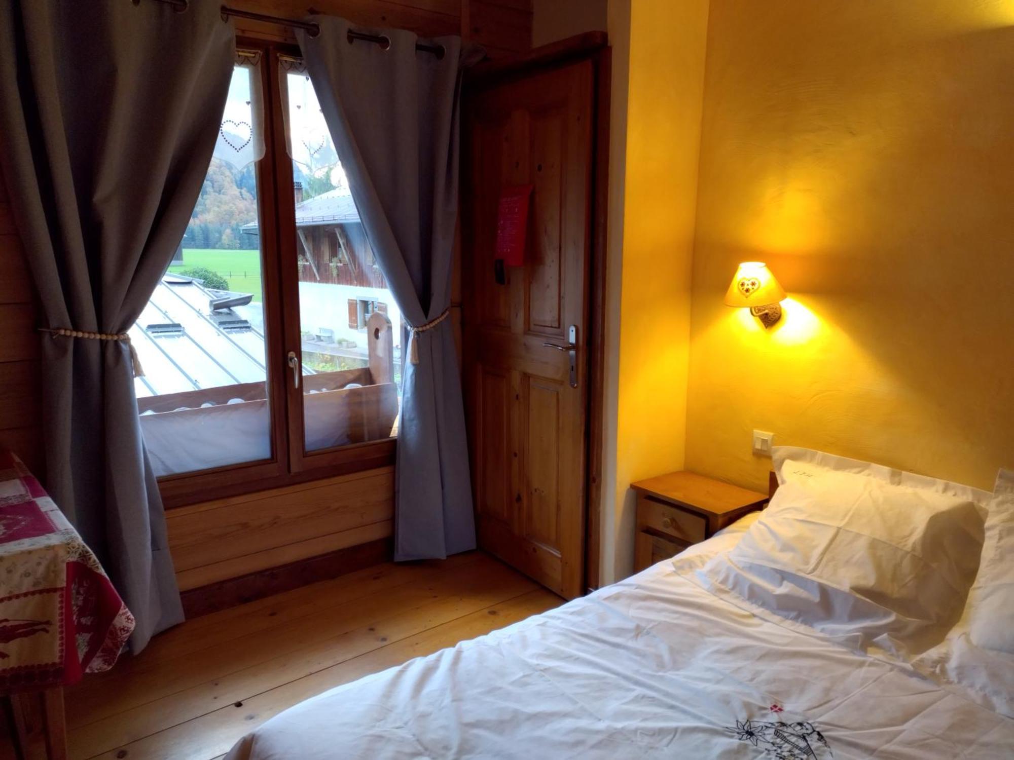 Chalet La Ferme D'Henriette, A Samoens Room photo