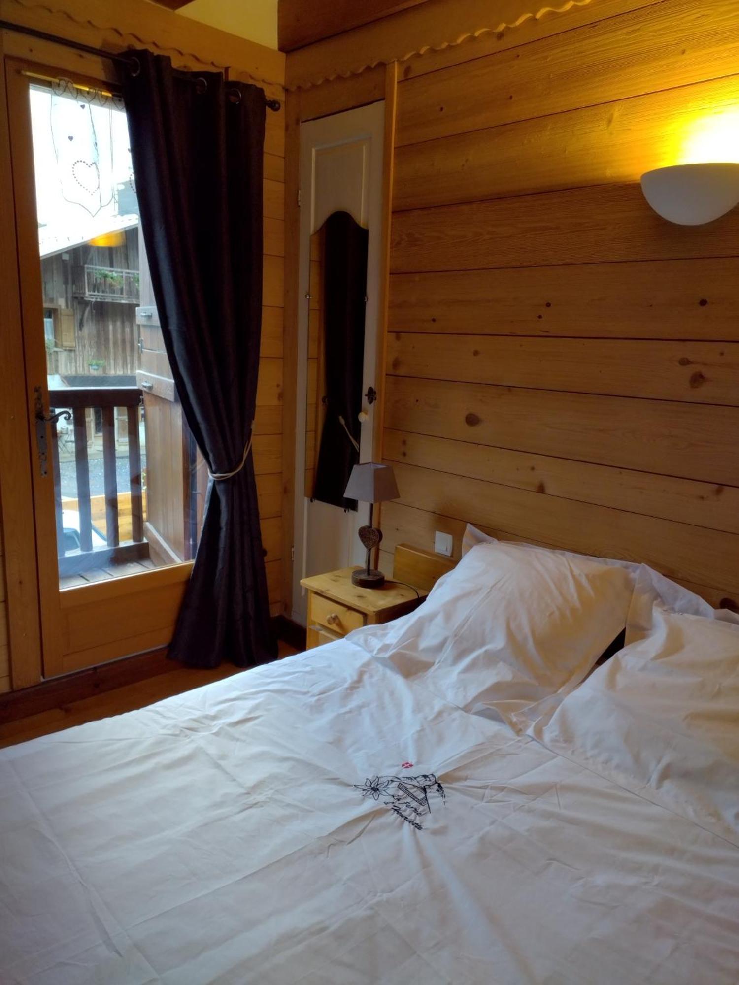Chalet La Ferme D'Henriette, A Samoens Room photo
